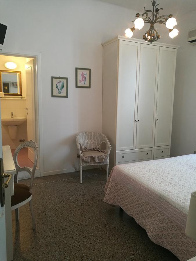 Villa La Fonte Marina di Pietrasanta Bagian luar foto